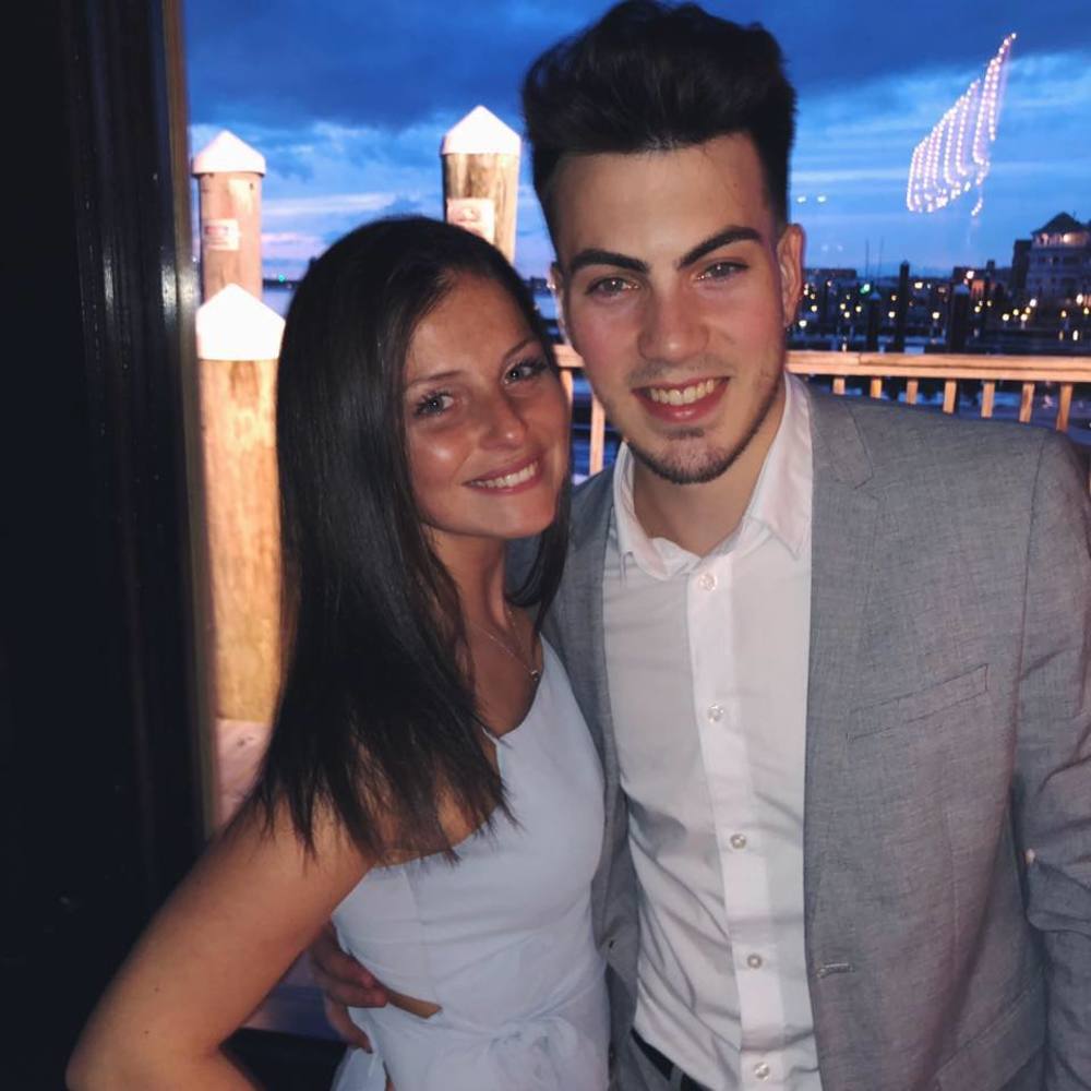 Meet your Posher, Emily